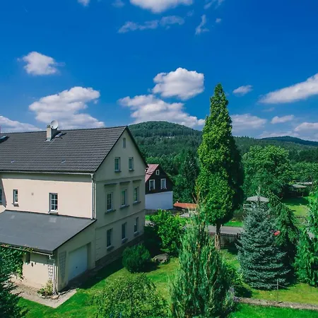 Lusatia House Apartment *